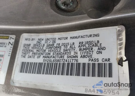 2007 Pontiac Vibe z USA, uszkodzony, nr VIN 5Y2SL65807Z411776